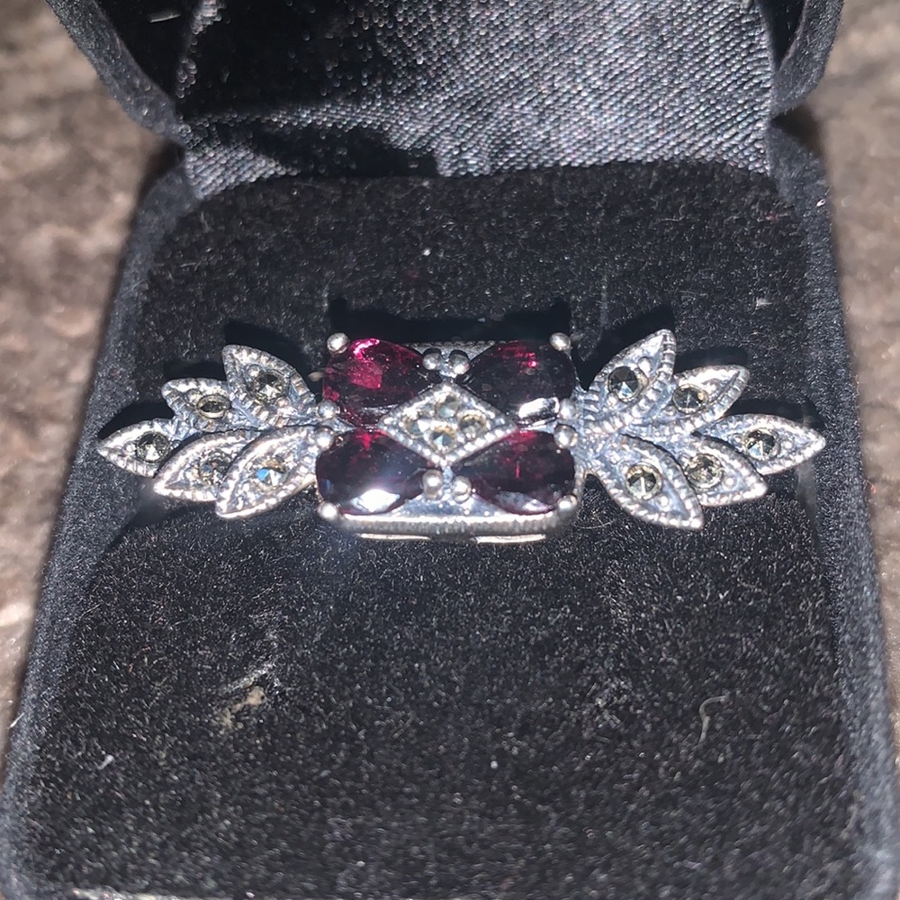 Garnet & Marcasite SET Bracelet/earrings/Brooch in silver - Picture 8 of 15